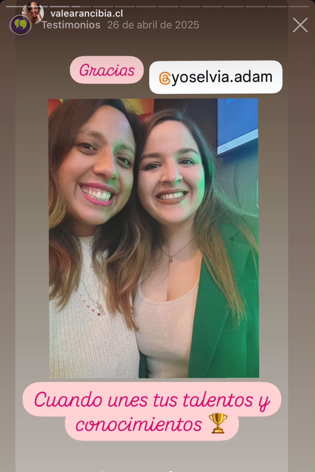 Story de Vale Arancibia con Yoselvia